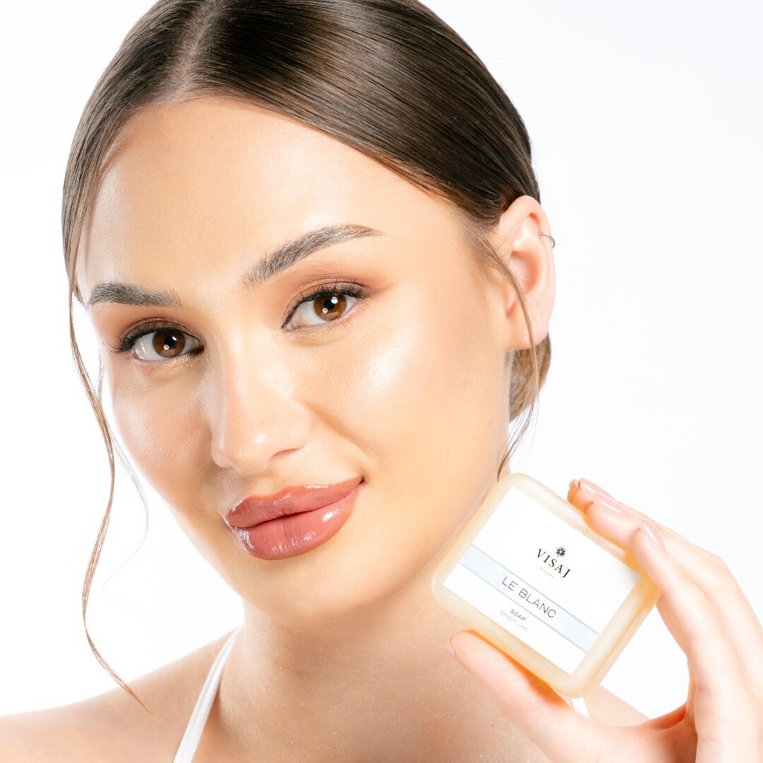 Le Blanc Bright Soap